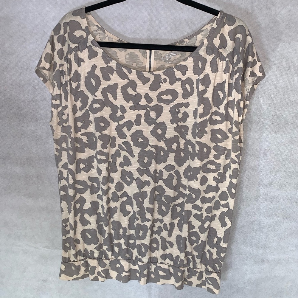 Animal print Loft Short Sleeve